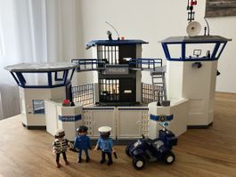 Playmobil 6872 Polizei Kommandozentrale mit Gefängnis